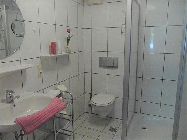 Hotel "Woiler Hof" Garni Эслоэ Экстерьер фото